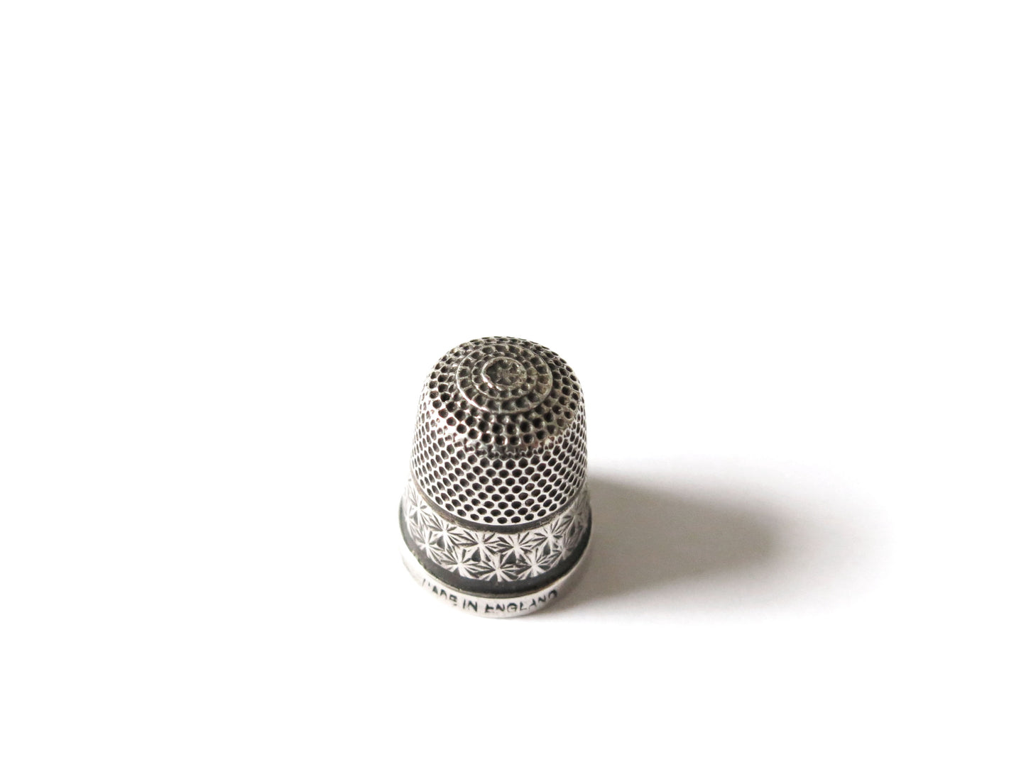 VINTAGE SILVER THIMBLE