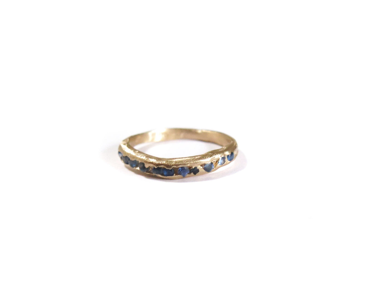 14K ELEVEN SAPPHIRES RING