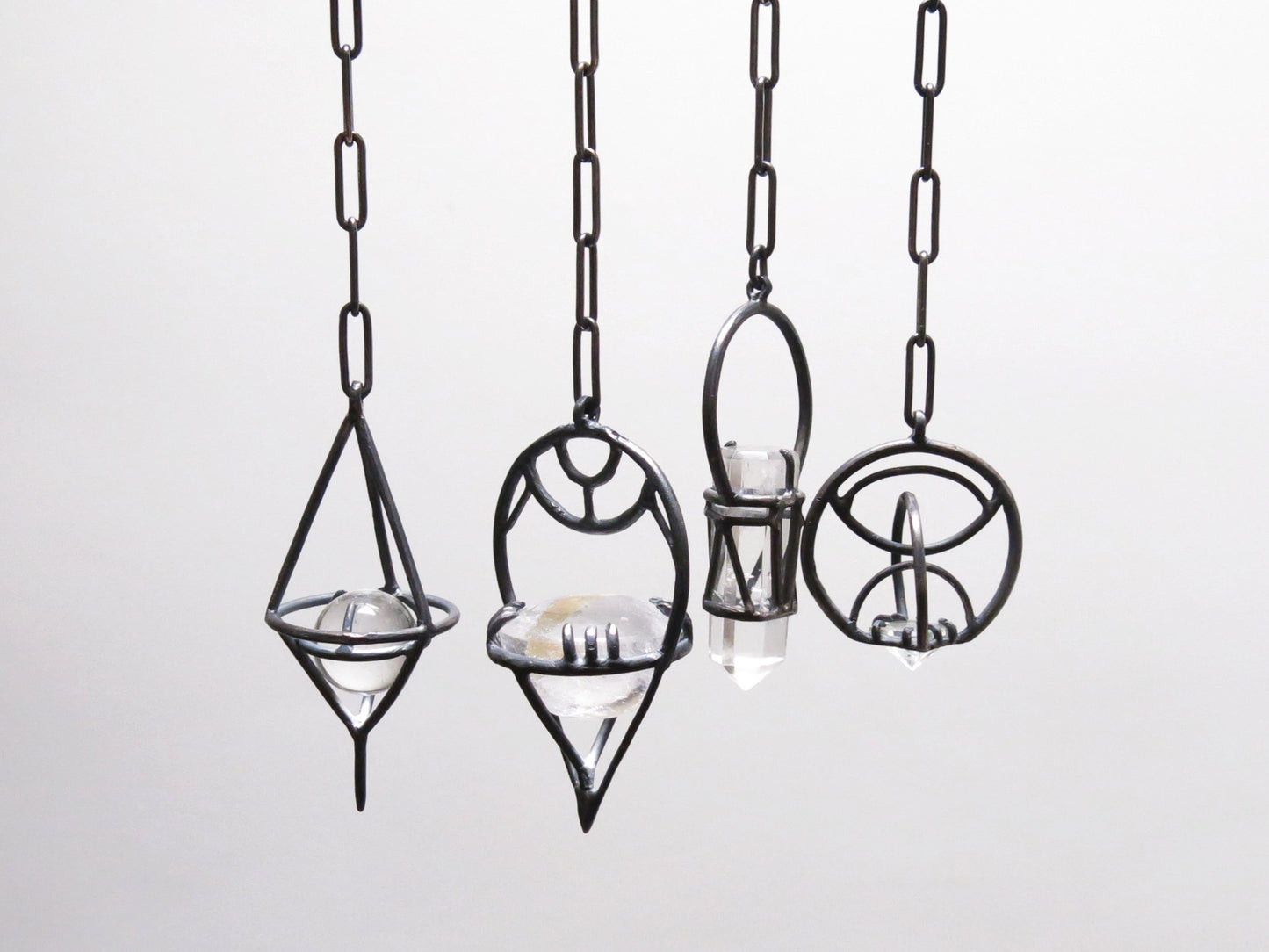 SIX SIDED CRYSTAL POINT PENDULUM