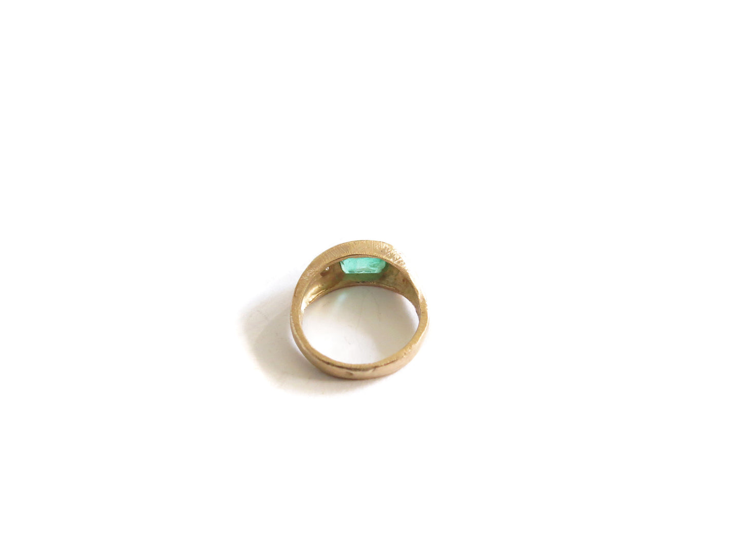 14K EMERALD + DIAMOND RING