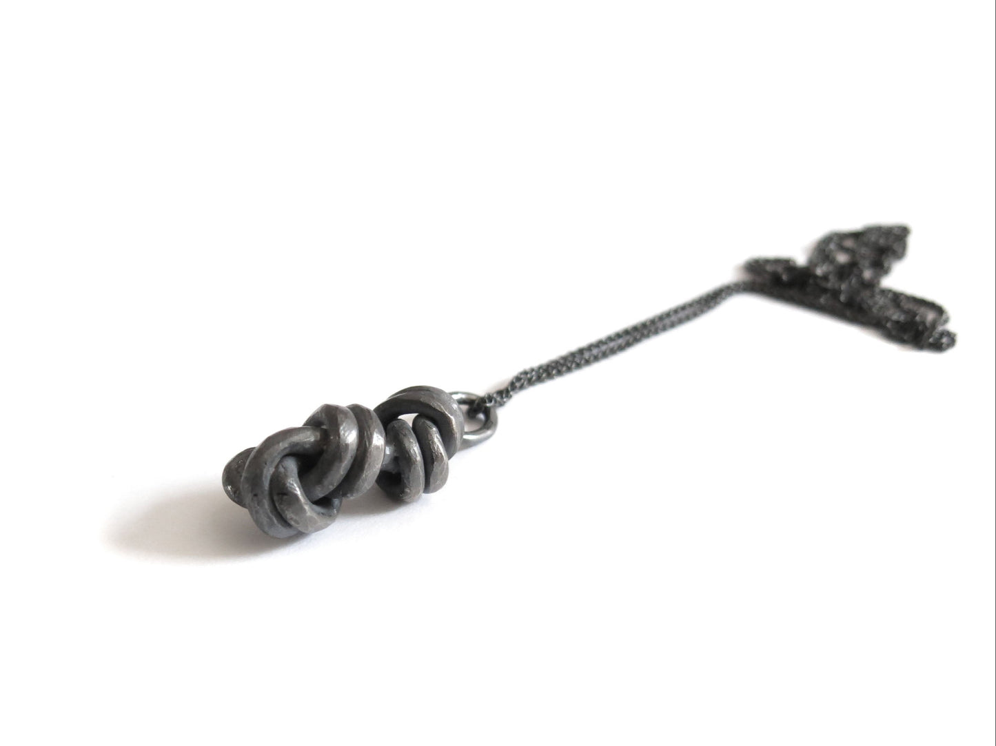 DOUBLE KNOT PENDANT