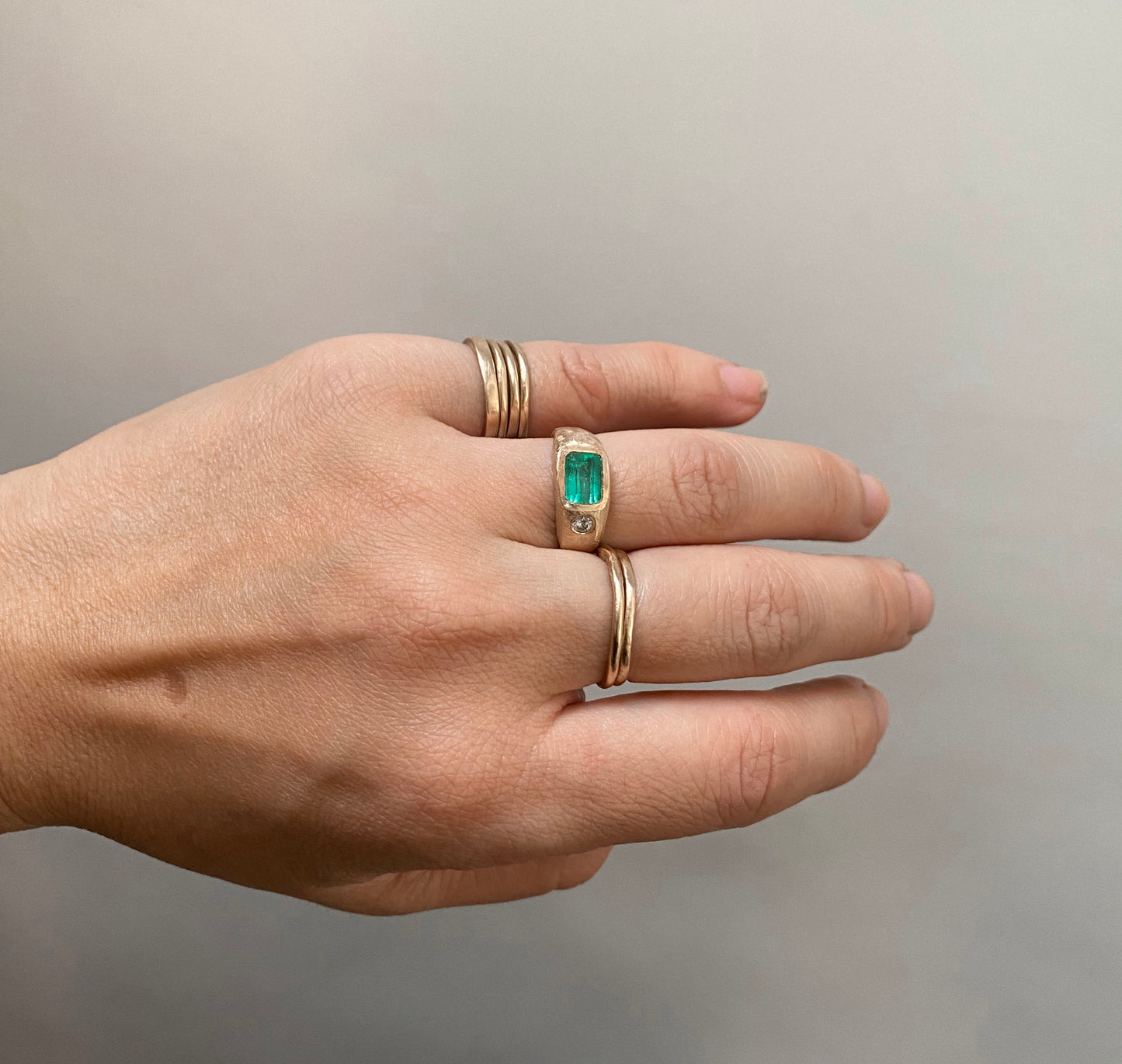 14K EMERALD + DIAMOND RING