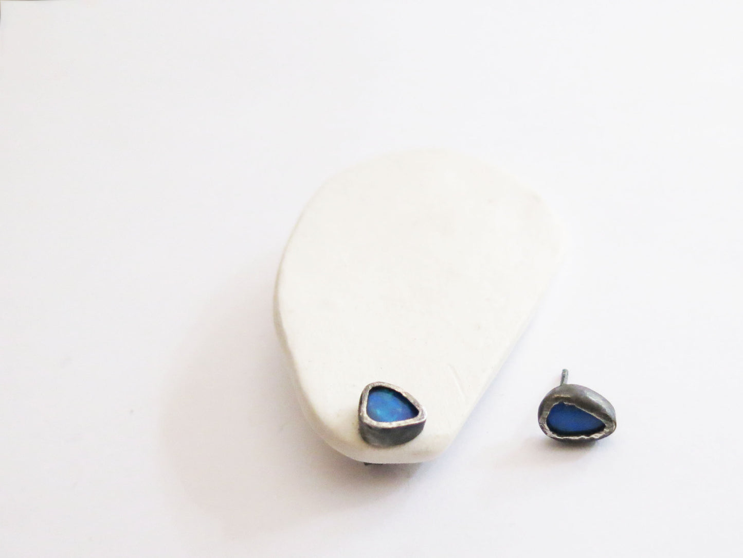 OPAL EARRINGS IX