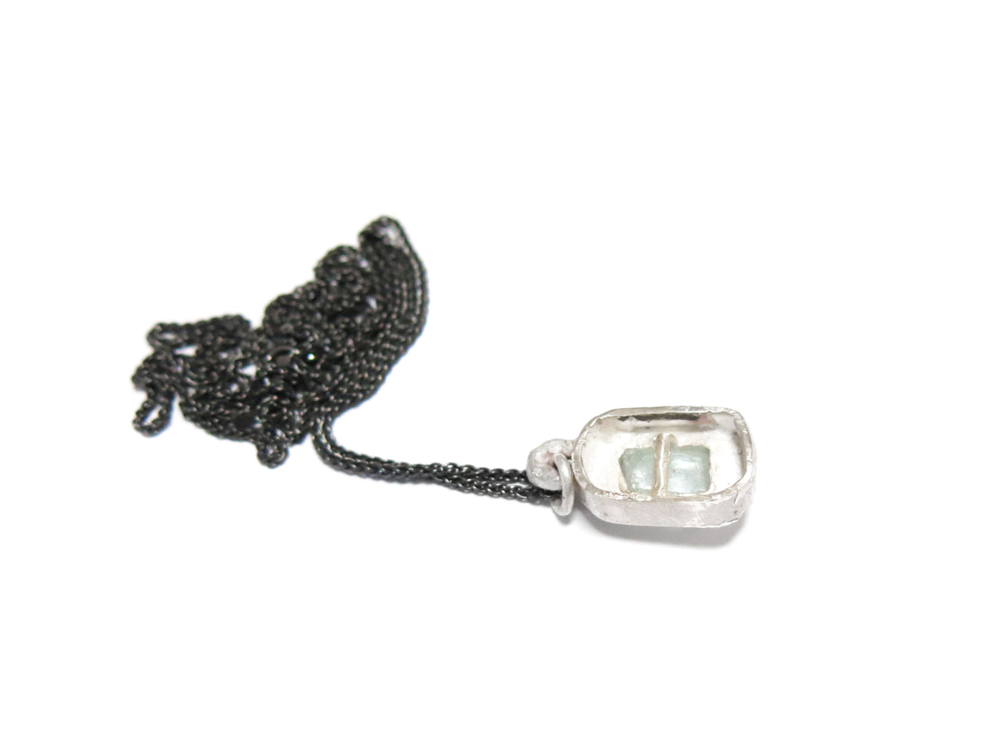 ROUGH AQUAMARINE PENDANT