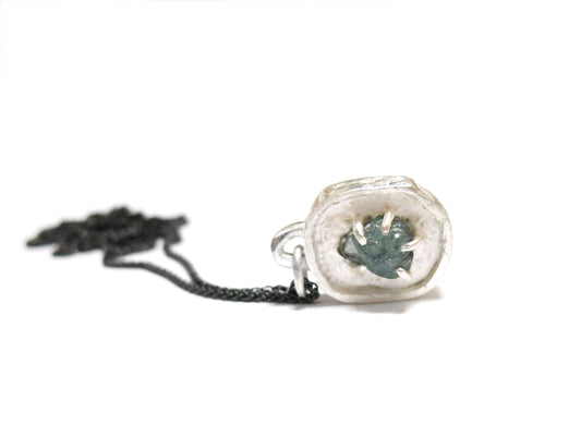 ROUGH SAPPHIRE PENDANT