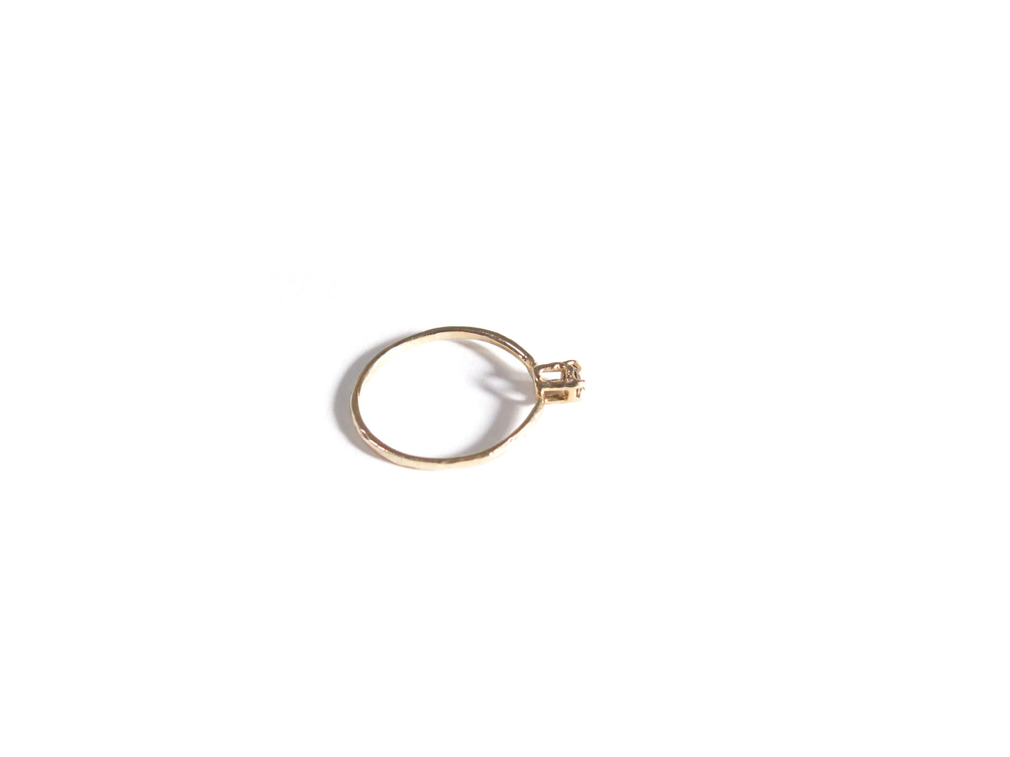 14K LITTLE GREY SAPPHIRE RING