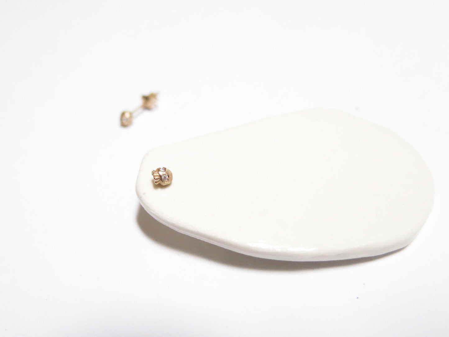 14K MICRO SKULL STUDS - DIAMOND EYES