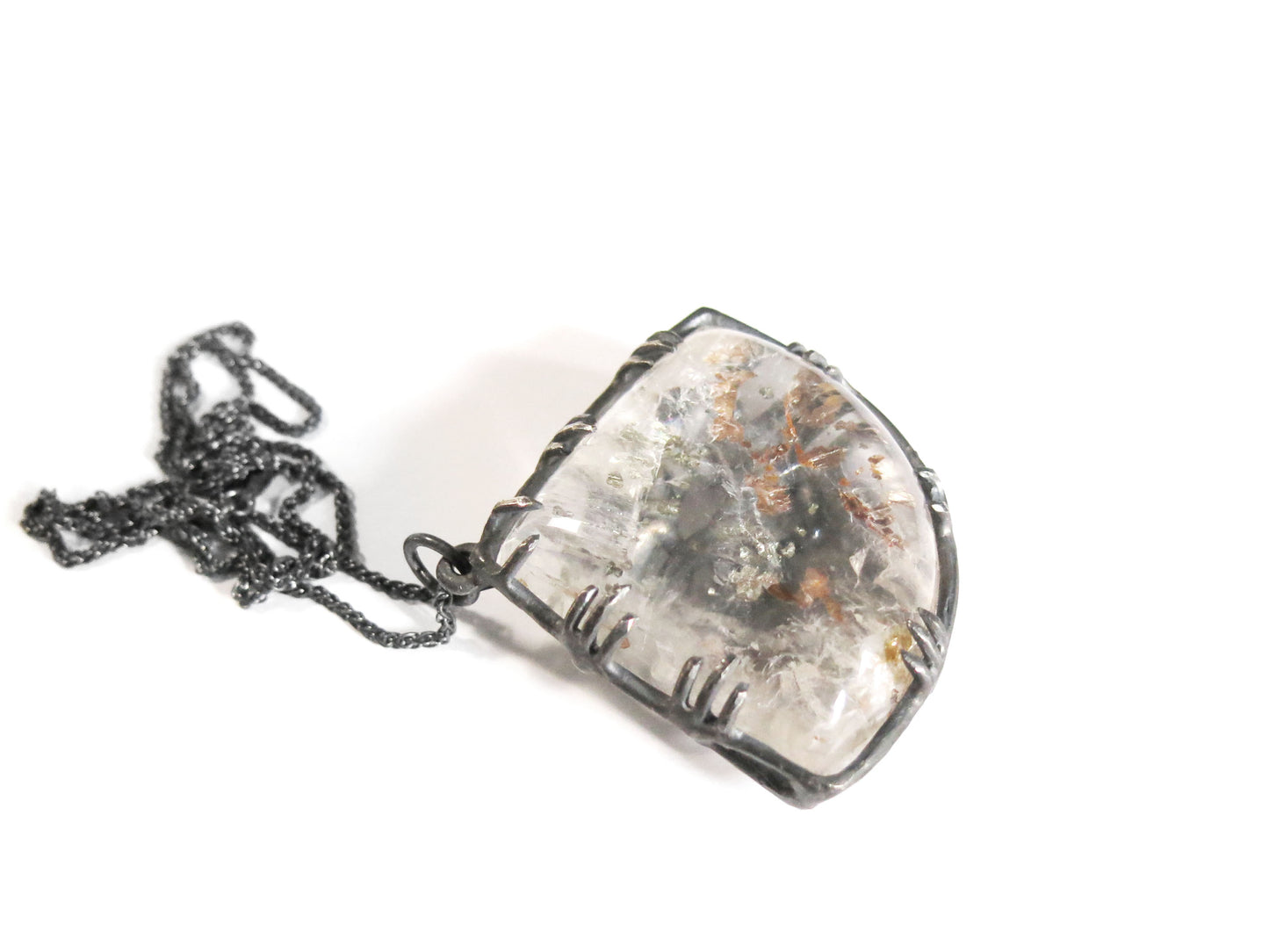 FAN CRYSTAL KNOTS PENDANT