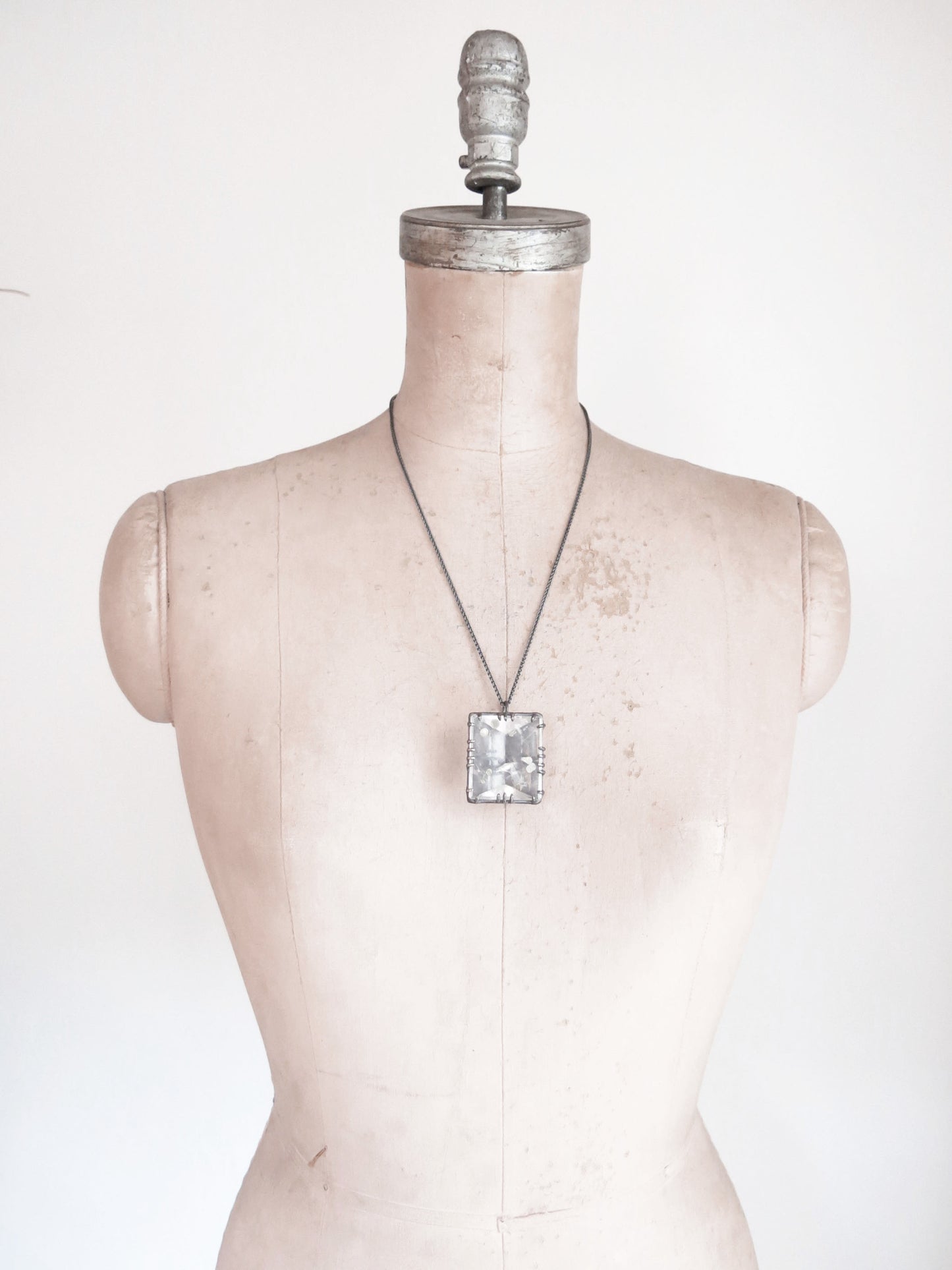 VERY BIG PYRITE QUARTZ KNOT PENDANT
