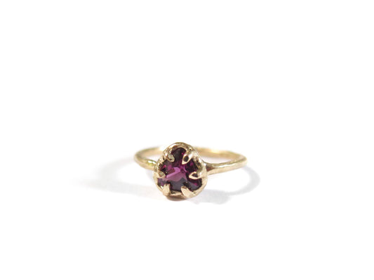 14K RHODOLITE GARNET RING