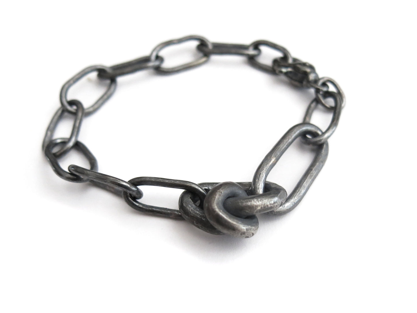 KNOT BRACELET