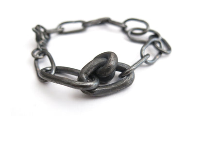 KNOT BRACELET