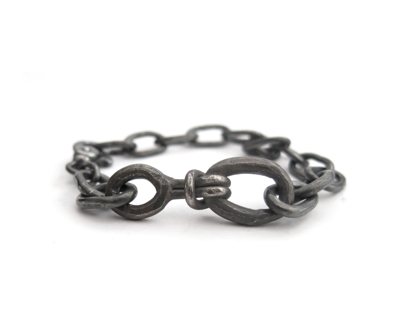 HITCH KNOT BRACELET