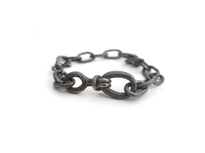 HITCH KNOT BRACELET