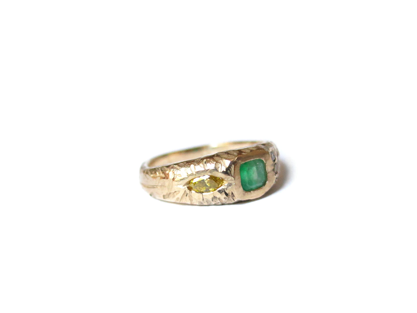 14K EMERALD & YELLOW DIAMONDS RING