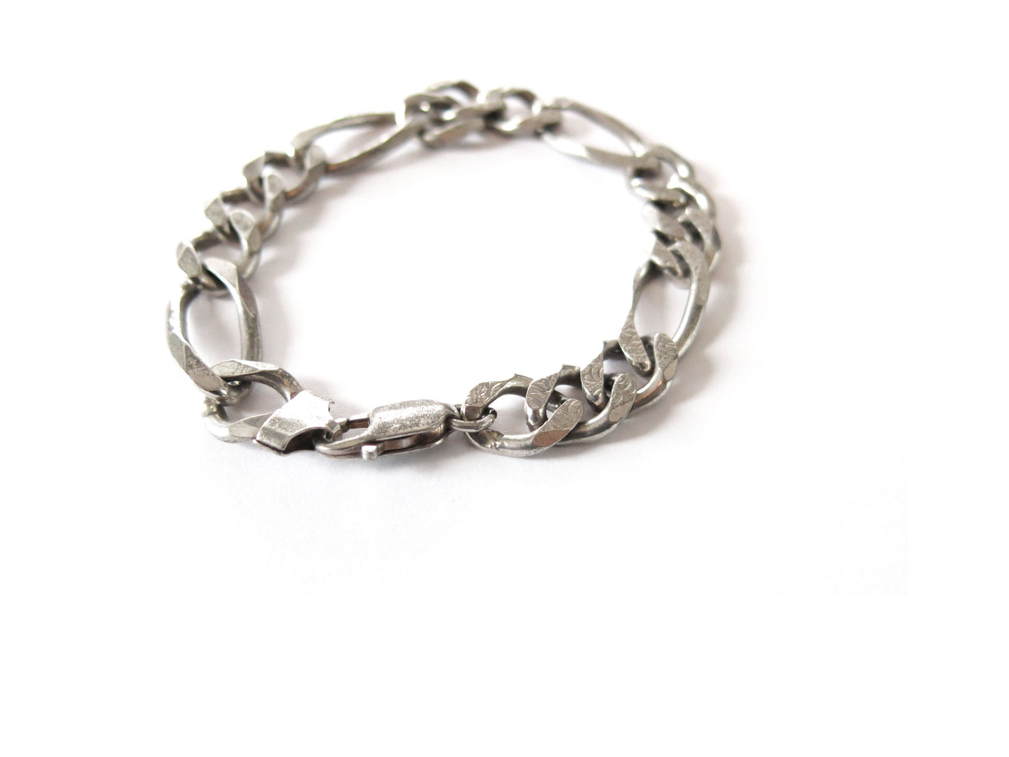 VINTAGE TEXTURED BRACELET