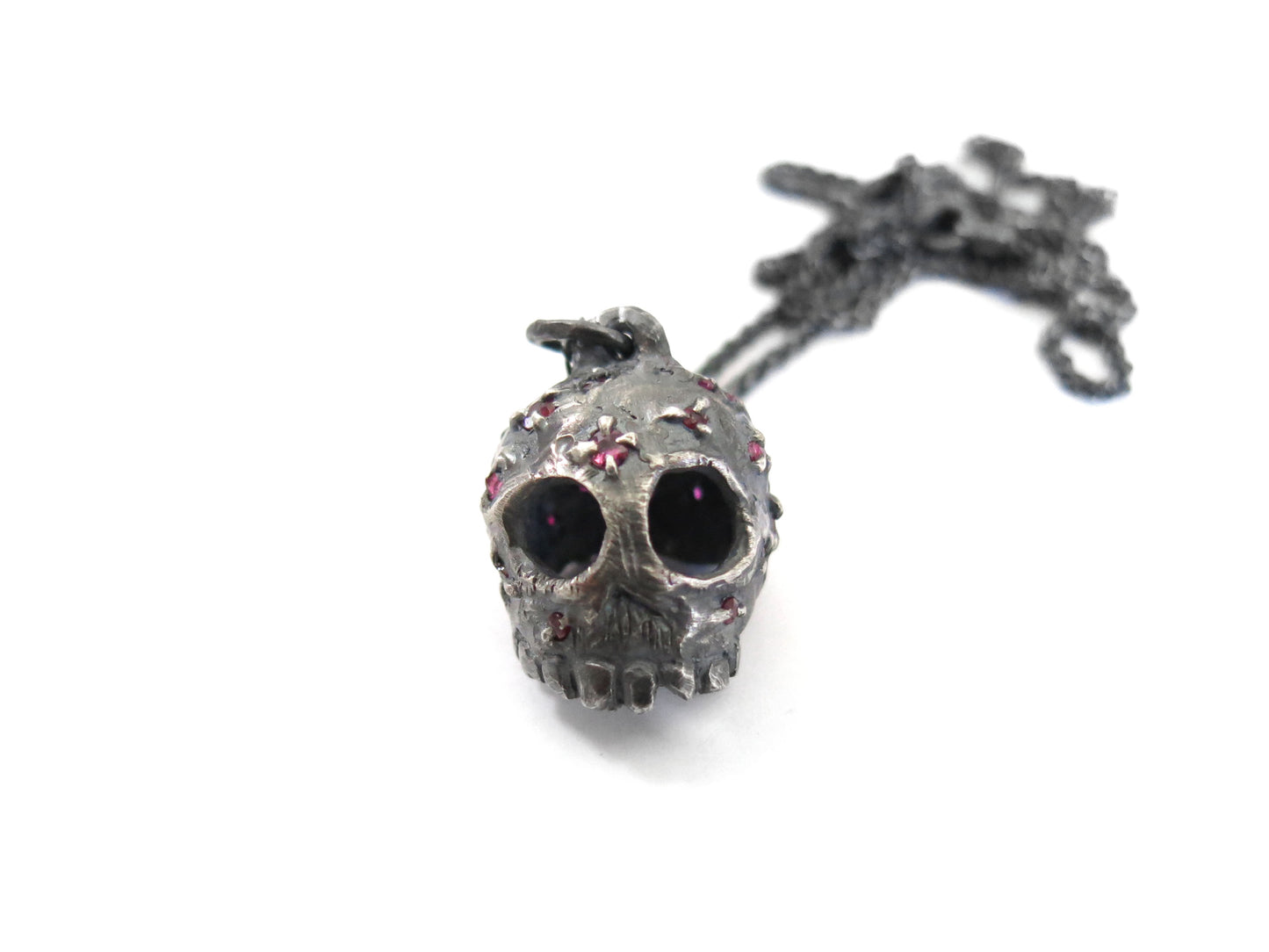 BIG RUBIES SKULL