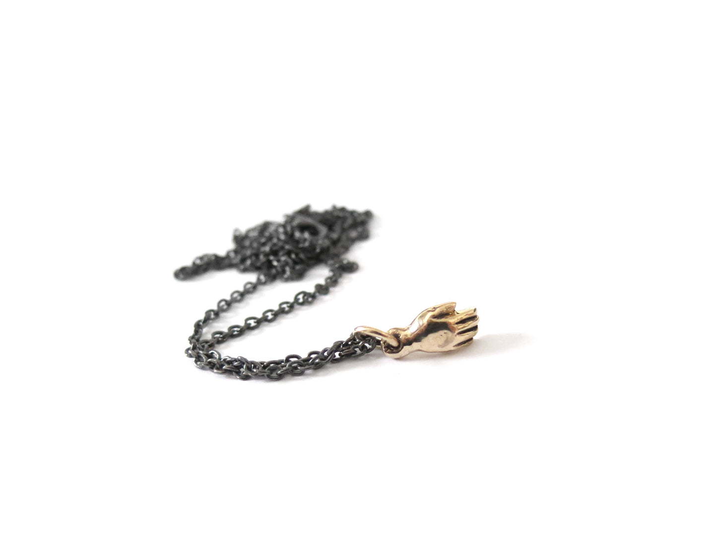 TALISMAN TINY HAND -14K GOLD