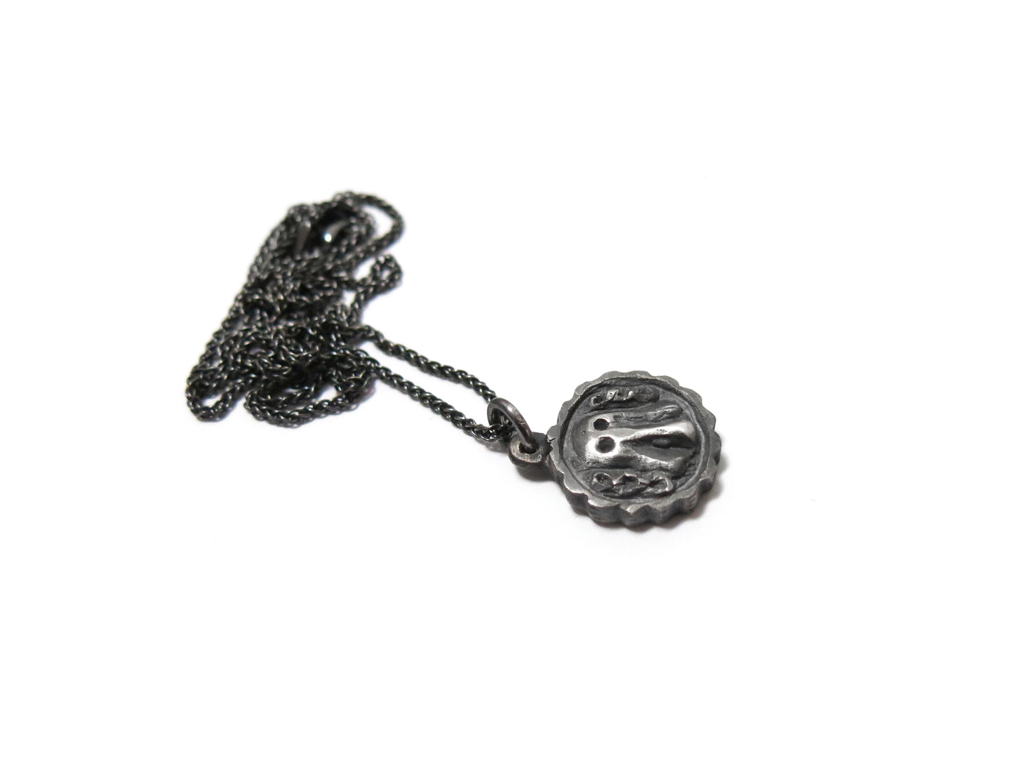 GHOST & CHAINS