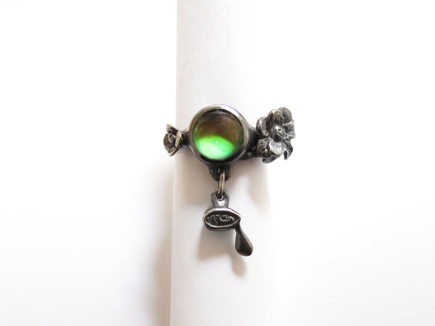 MOOD RING