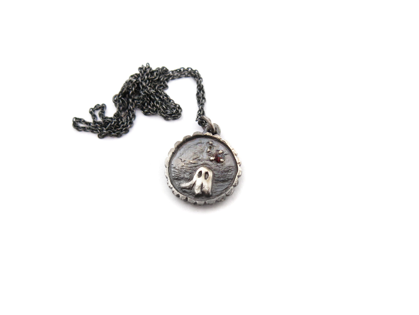 NIGHT GHOST MEDALLION