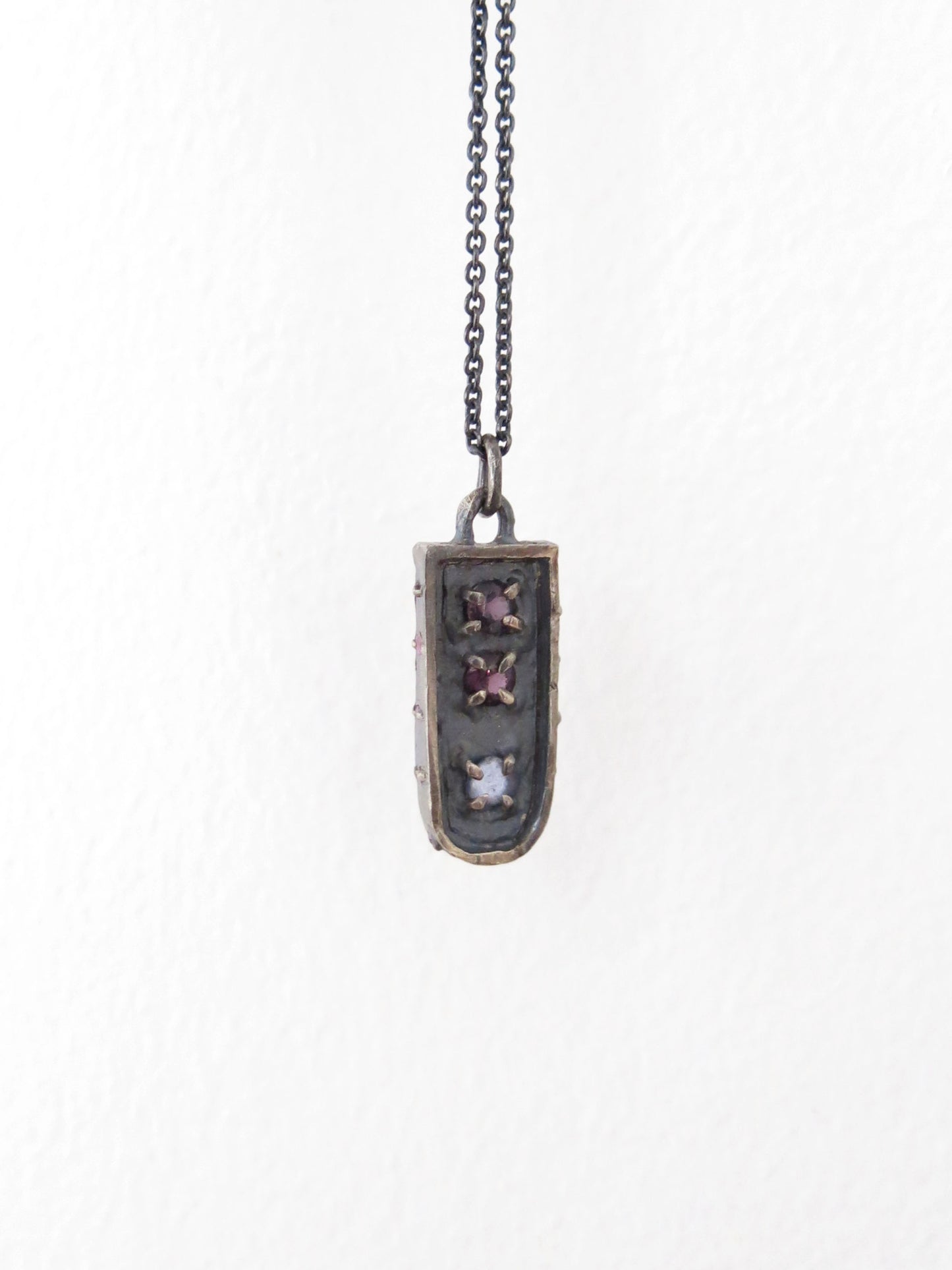 AMETHYST, YOGO SAPPHIRE & PINK SAPPHIRES PENDANT