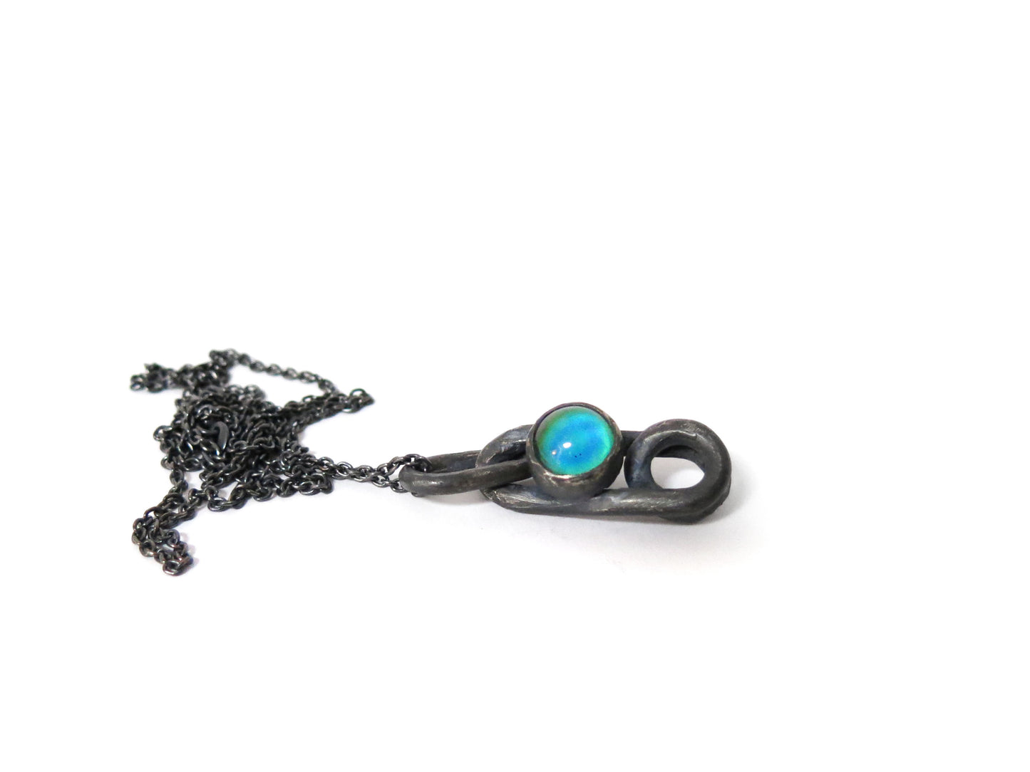 MOODY PENDANT