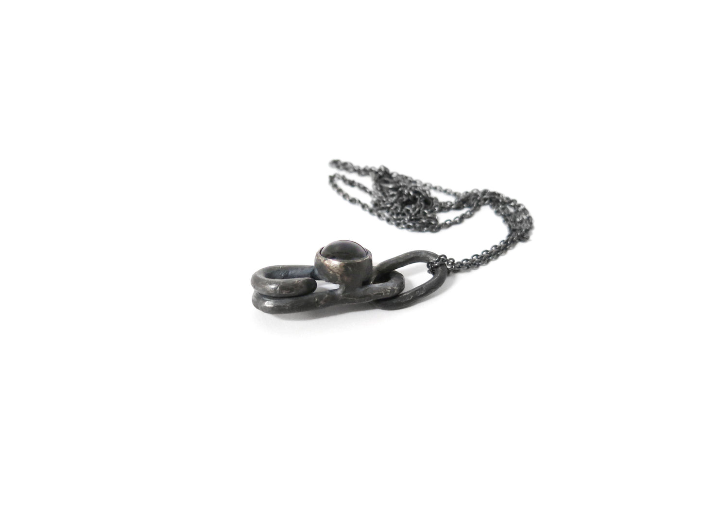 MOODY PENDANT