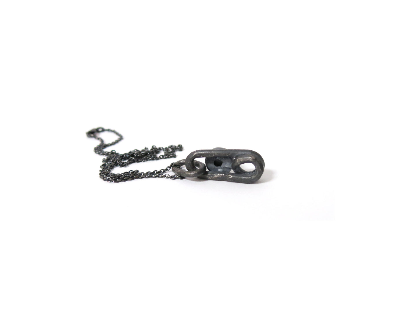 MOODY PENDANT