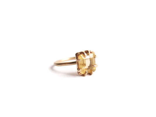 14K NATURAL CITRINE RING
